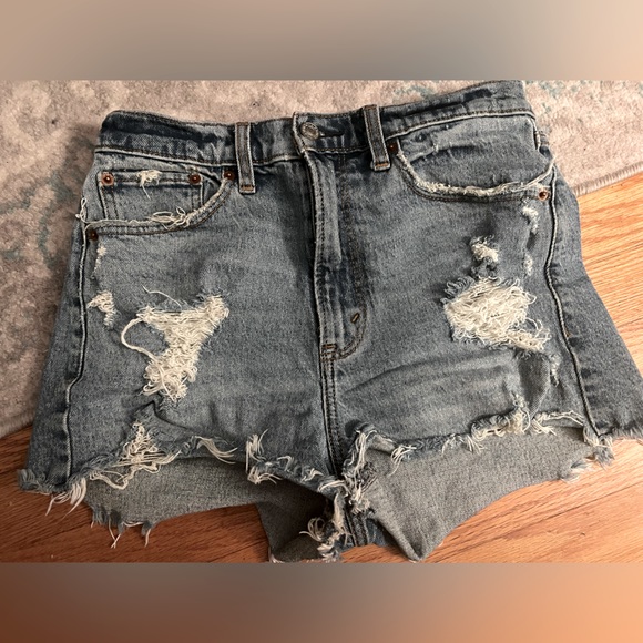 Abercrombie & Fitch Denim High Rise Mom Shorts Like New 27/4 - Picture 1 of 3